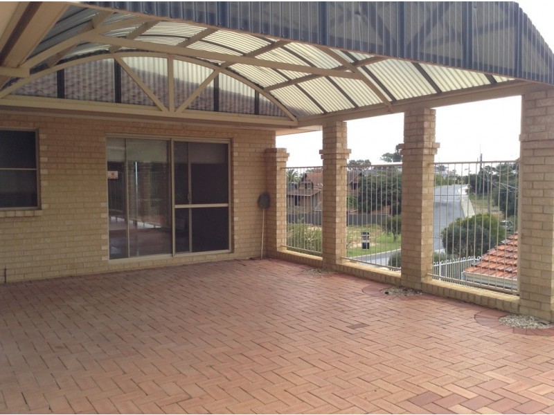 101 Mindarie Drive, Quinns Rocks WA 6030
