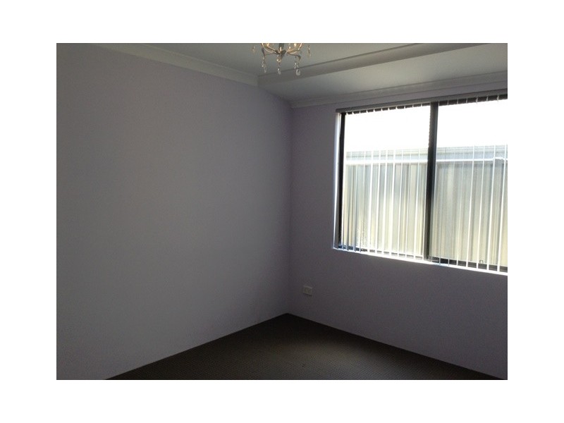 11 Petal Street, Banksia Grove WA 6031