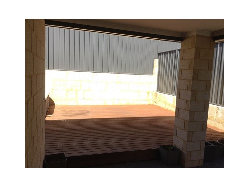 11 Petal Street, Banksia Grove WA 6031