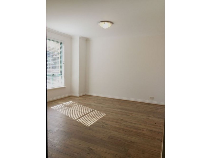 21 Long Island, Connolly WA 6027