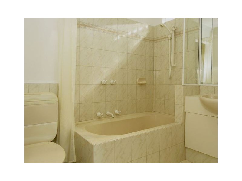 21 Long Island, Connolly WA 6027