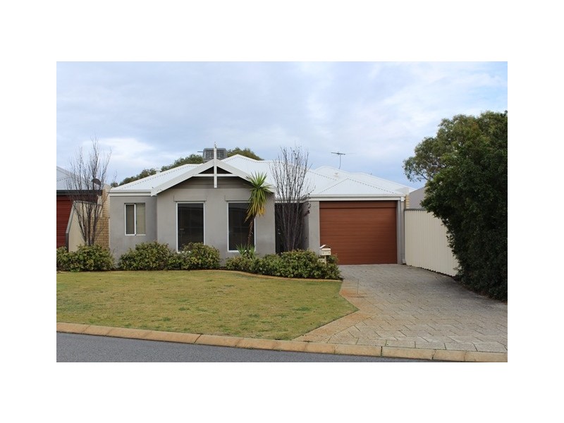 24 Allum Green, Merriwa WA 6030