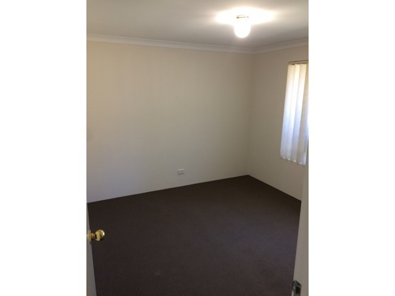 2 Mossdale Pass, Kinross WA 6028