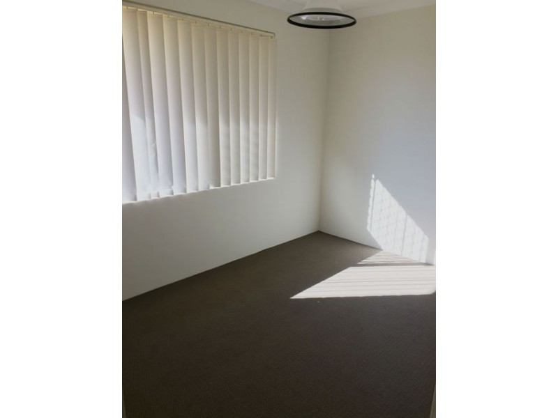 2 Mossdale Pass, Kinross WA 6028