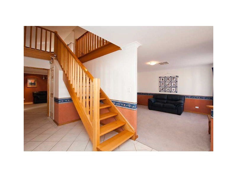 14 Shalimar Rise, Currambine WA 6028