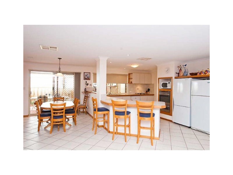 14 Shalimar Rise, Currambine WA 6028