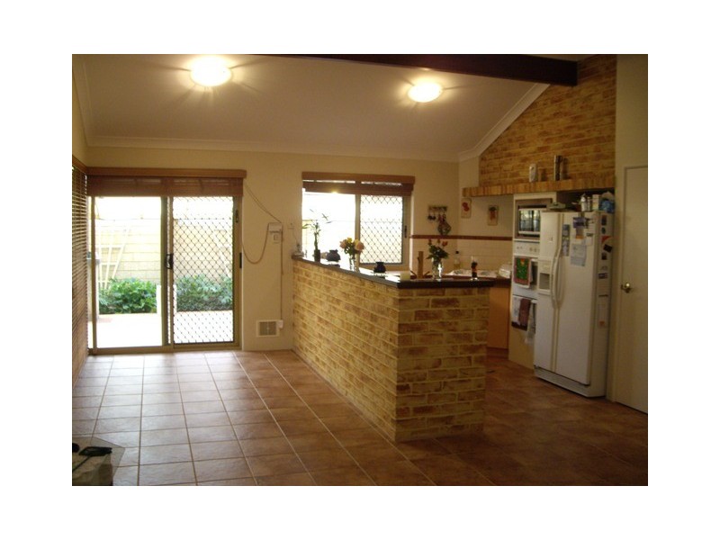 27 Felton Retreat, Mindarie WA 6030