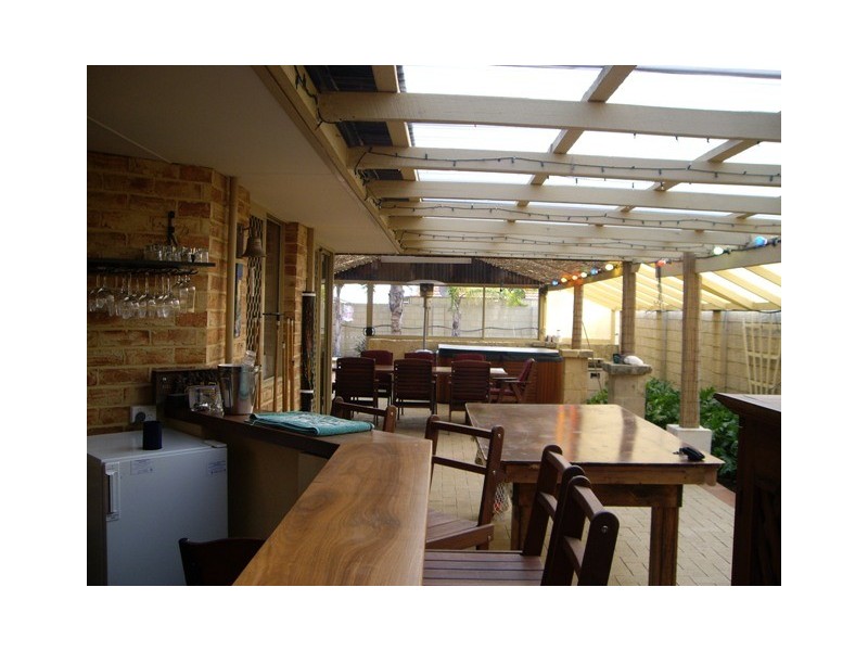 27 Felton Retreat, Mindarie WA 6030