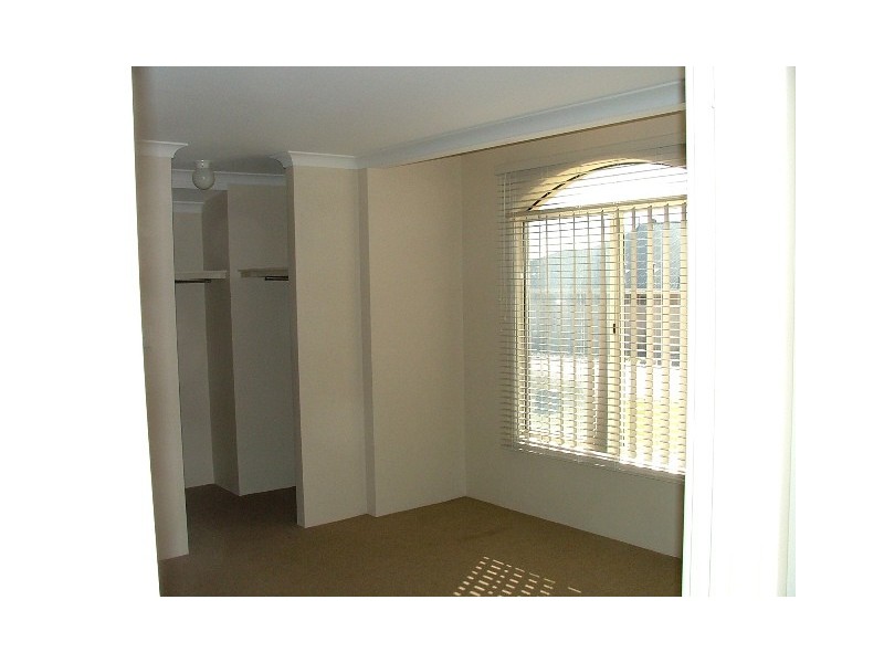 4 Madrid Terrace, Hocking WA 6065