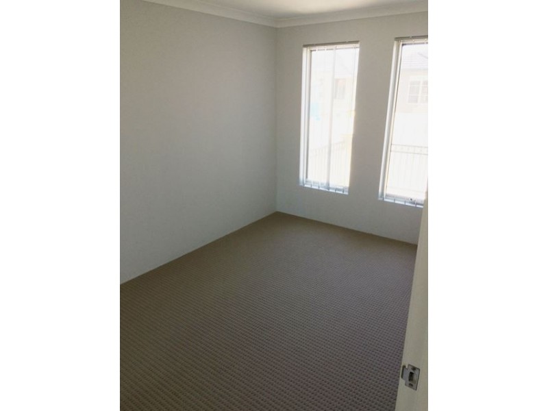 18 Kinlock Way, Aveley WA 6069