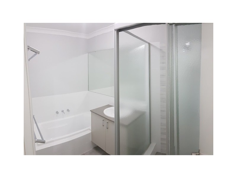 18 Kinlock Way, Aveley WA 6069