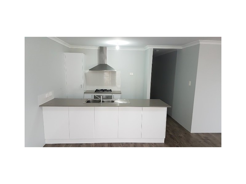 18 Kinlock Way, Aveley WA 6069