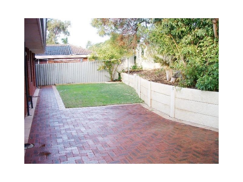 54 Lymburner Drive, Hillarys WA 6025