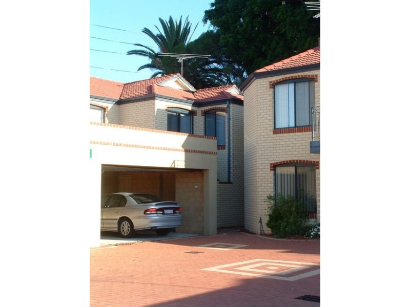 3 Woodlake Retreat, Kingsley WA 6026