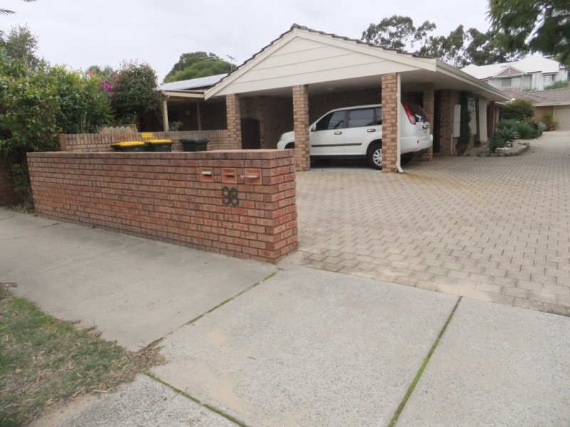 2/98 Mackie Street, Victoria Park WA 6100