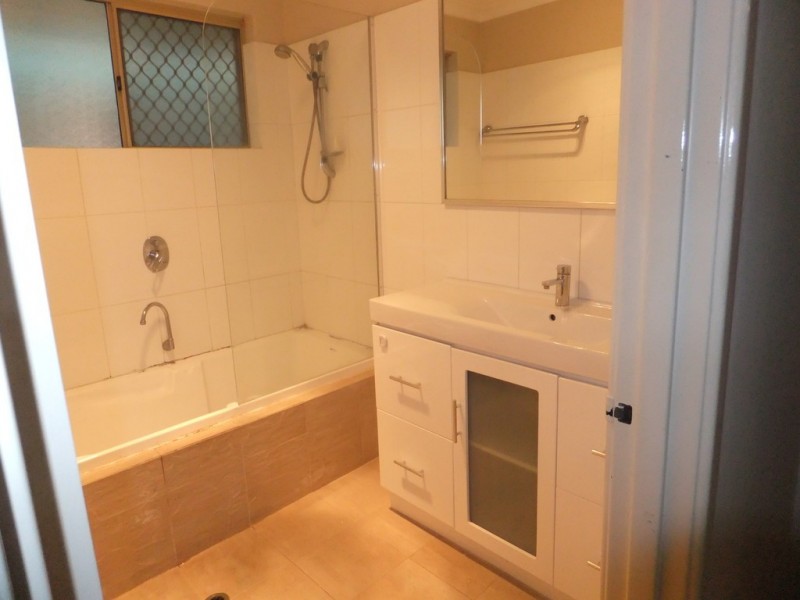 2/98 Mackie Street, Victoria Park WA 6100