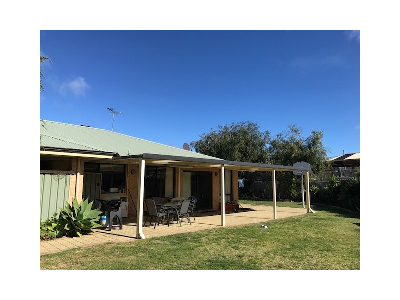 21 Cox Crescent, Quinns Rocks WA 6030