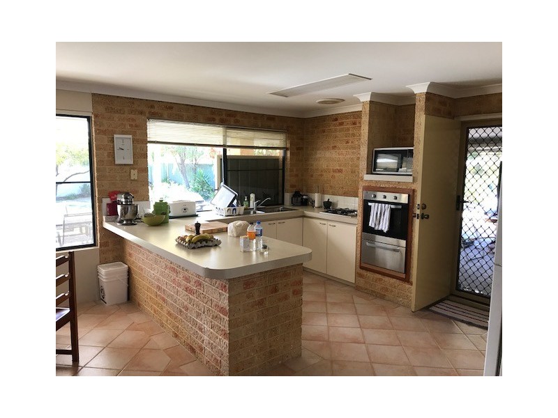 21 Cox Crescent, Quinns Rocks WA 6030