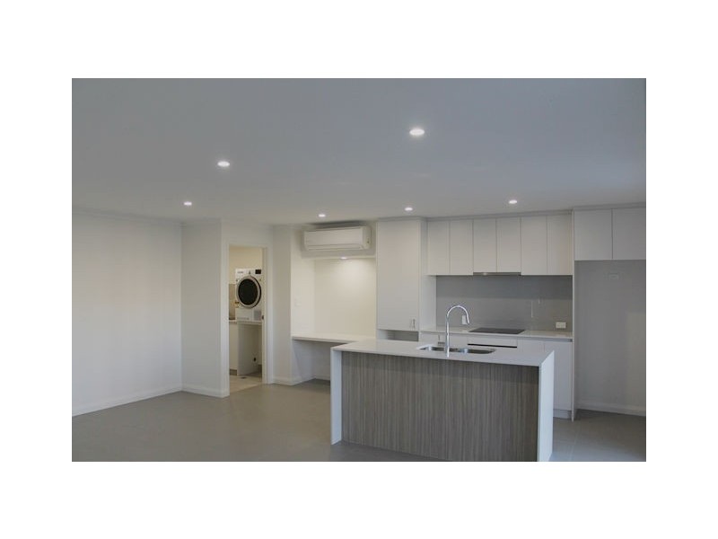 2/12 Keel Lane, Alkimos WA 6038