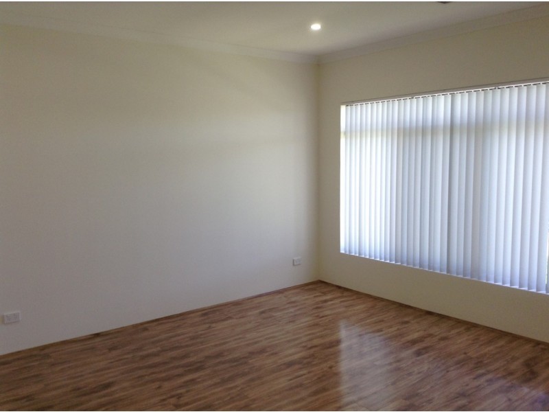 30 Windermere Blvd, Aveley WA 6069