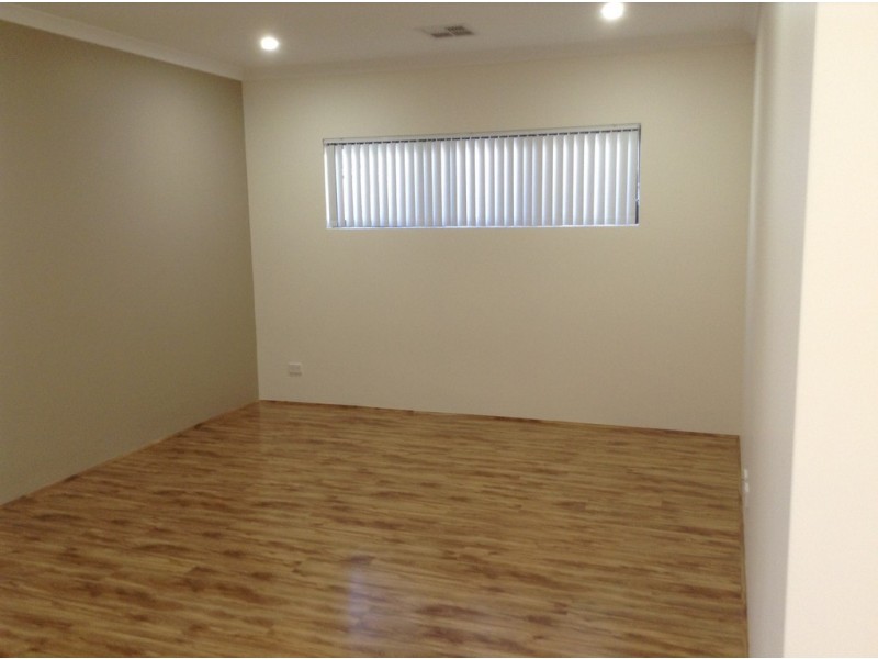 30 Windermere Blvd, Aveley WA 6069