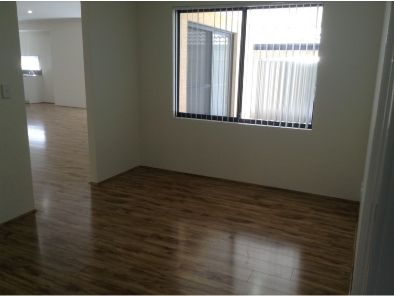 30 Windermere Blvd, Aveley WA 6069