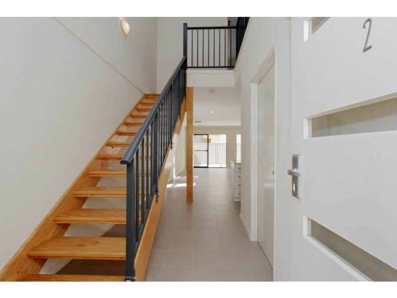 2/90 Cohn Street, Kewdale WA 6105