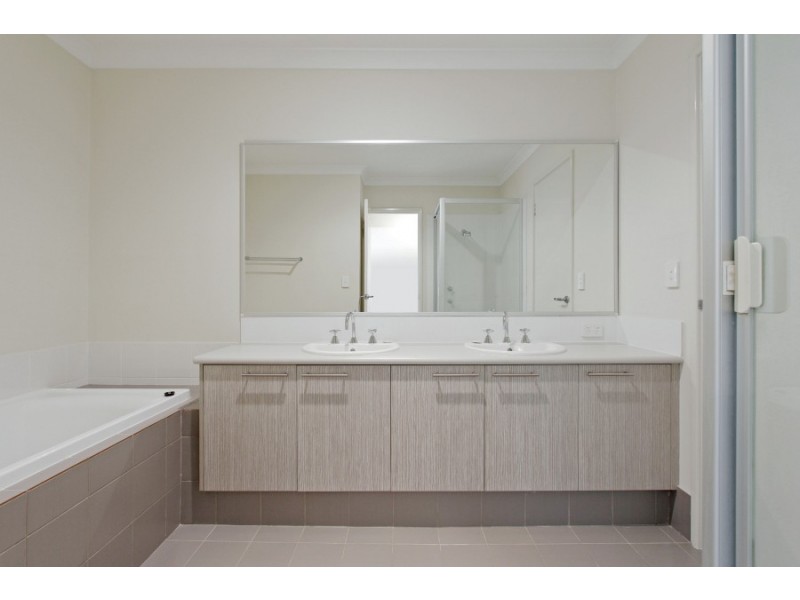 2/90 Cohn Street, Kewdale WA 6105