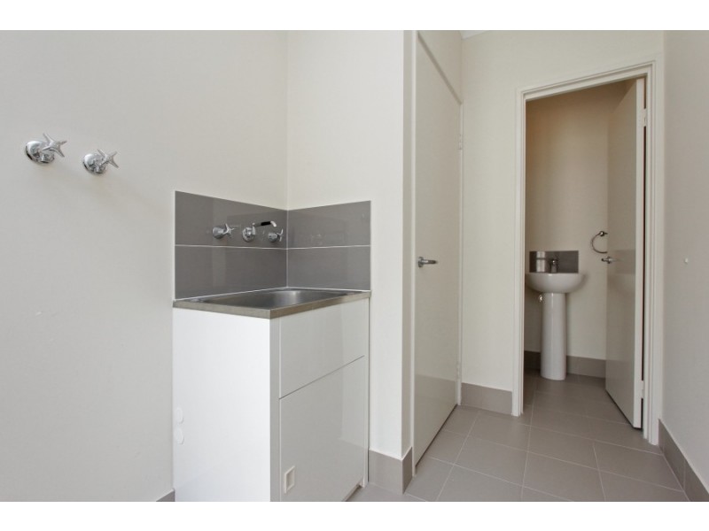 2/90 Cohn Street, Kewdale WA 6105