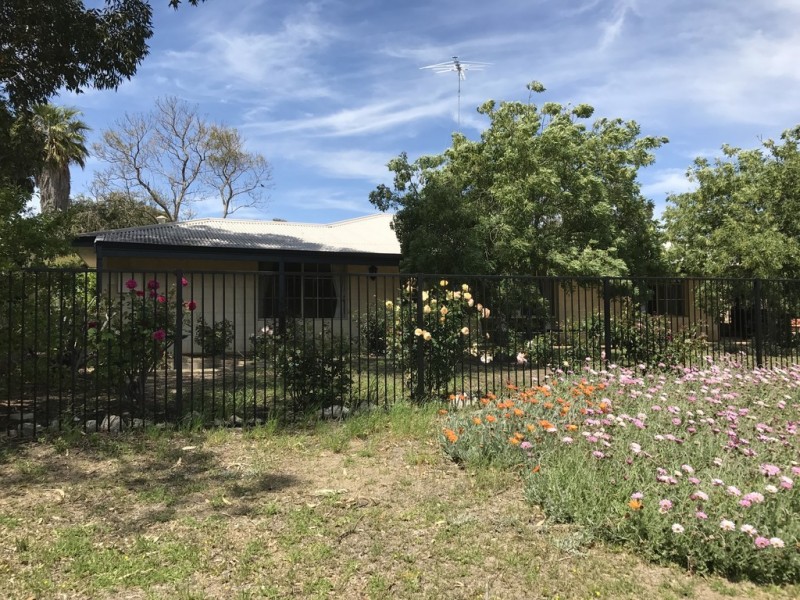 35 Downing Crescent, Wanneroo WA 6065