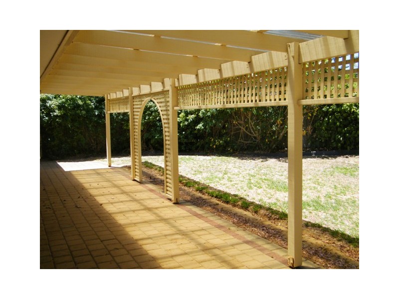 42B Winship Avenue, Wanneroo WA 6065