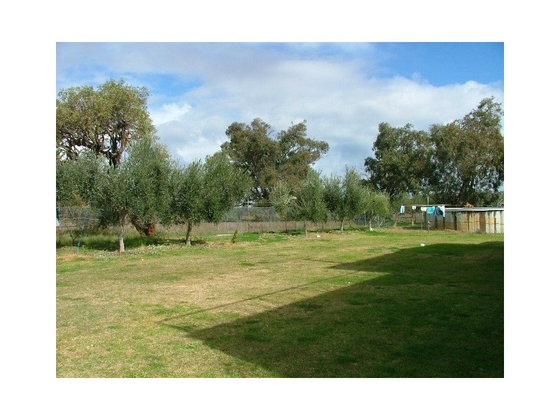44 Via Vista Drive, Mariginiup WA 6065