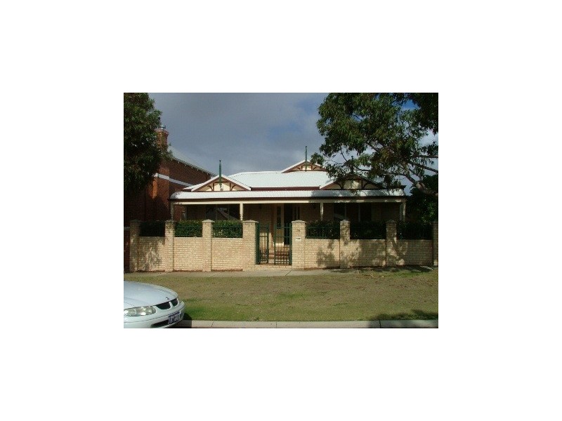 16 St Paul’s Crescent, Joondalup WA 6027