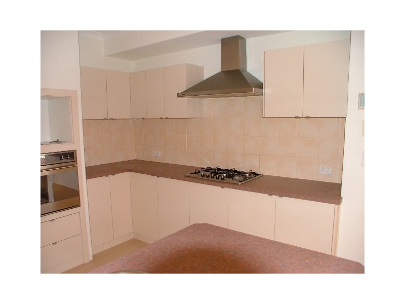 2 Castlebar Way, Darch WA 6065