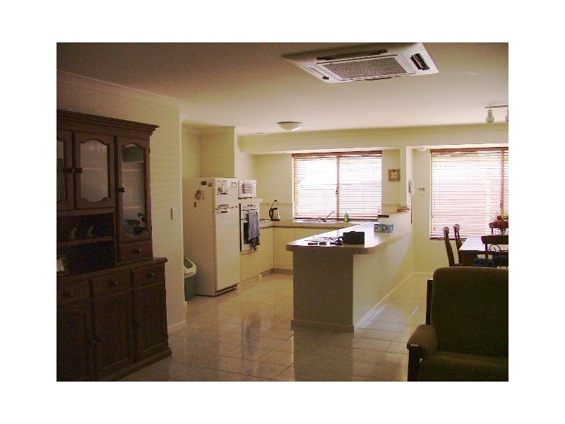 35 Cadoux Loop, Hocking WA 6065