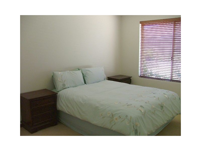 35 Cadoux Loop, Hocking WA 6065