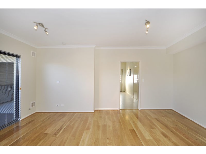 76D Arkana Road, Westminster WA 6061