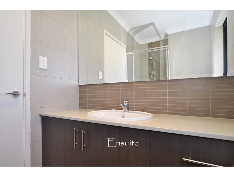 76D Arkana Road, Westminster WA 6061