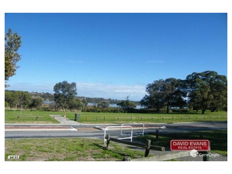 6 YARDOO COURT, Wanneroo WA 6065