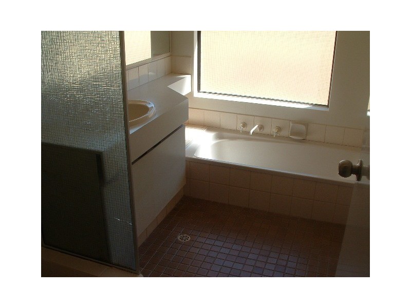 28 Azelia Street, Alexander Heights WA 6064