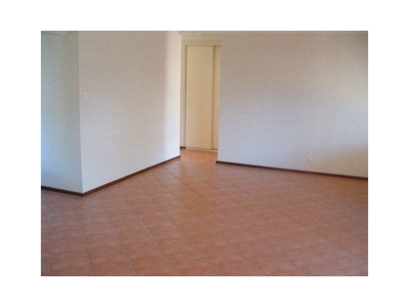 28 Azelia Street, Alexander Heights WA 6064