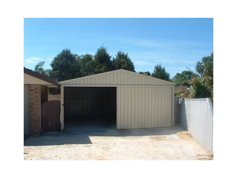 28 Azelia Street, Alexander Heights WA 6064