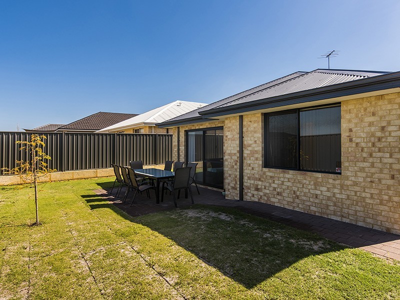 53 Boomerang Loop, Banksia Grove WA 6031
