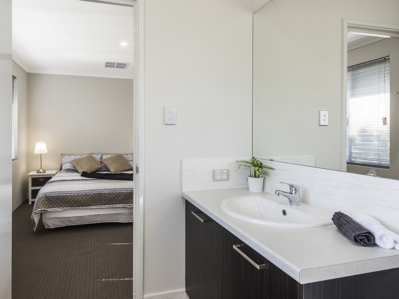 58A Redcliffe Avenue, Balga WA 6061