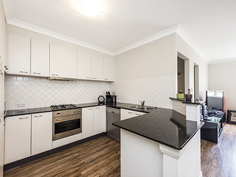 20/2 Plaistow Street, Joondalup WA 6027