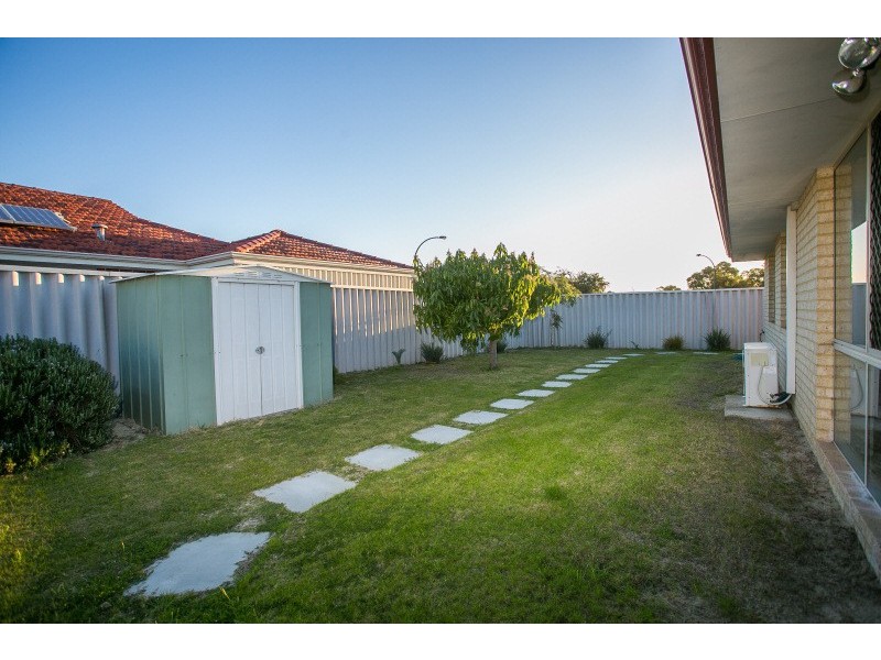 19 Kattamorda Pass, Sinagra WA 6065