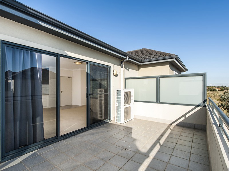 83/12 Citadel Way, Currambine WA 6028