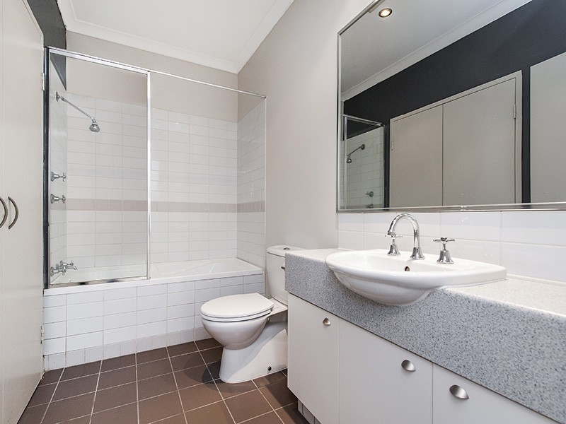 83/12 Citadel Way, Currambine WA 6028