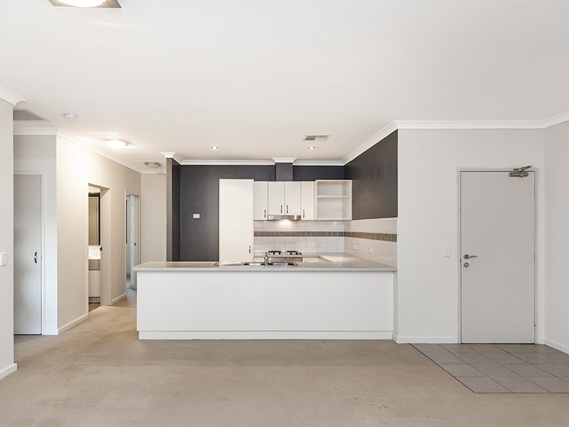 83/12 Citadel Way, Currambine WA 6028