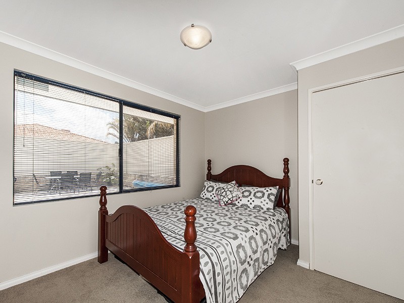 5 Terrigal Pass, Tapping WA 6065